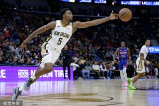 并立刻将其 并立刻将其