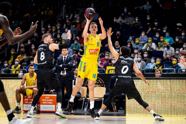 裁判执裁水 裁判执裁水